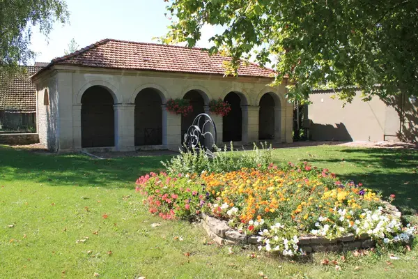Service Monte Escalier Monte-escalier Ouges