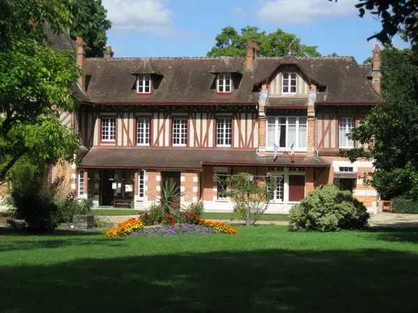 Service Monte Escalier Monte-escalier Saint-Hilaire-Saint-Mesmin